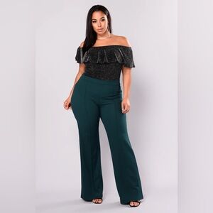 Fashion Nova high waisted dress pants 💚